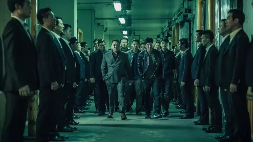 The Gangster, The Cop, The Devil (2019) Dual Audio {Hindi-English-korean} 480p | 720p