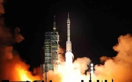 China's Chang'e 6 Lunar Probe Returns with Samples from the Moon's Far Side China's Chang'e 6 Lunar Probe Returns with Samples from the Moon's Far Side